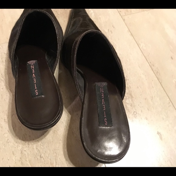 STEVE MADDEN DESIGNER PUMPS - Picture 4 of 7